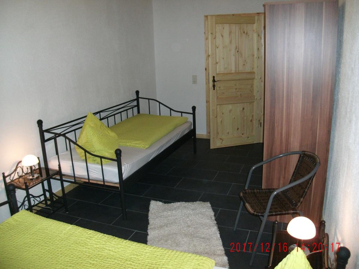 Ferienwohnung In Vino Veritas Neumagen-Dhron Buitenkant foto